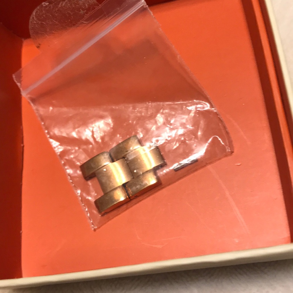 Coach Watch - Picture 4 of 4